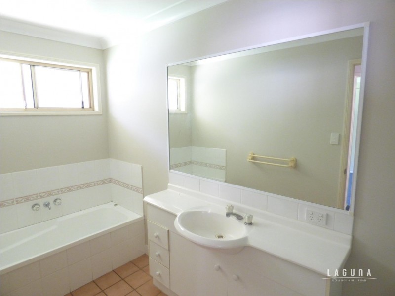 4 Satinwood Close, Noosaville QLD 4566