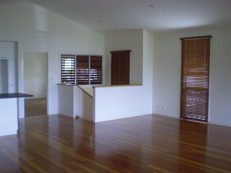 6 Ward Street, Tewantin QLD 4565