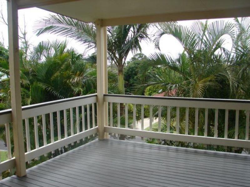 5 Baratook Crescent, Mount Coolum QLD 4573
