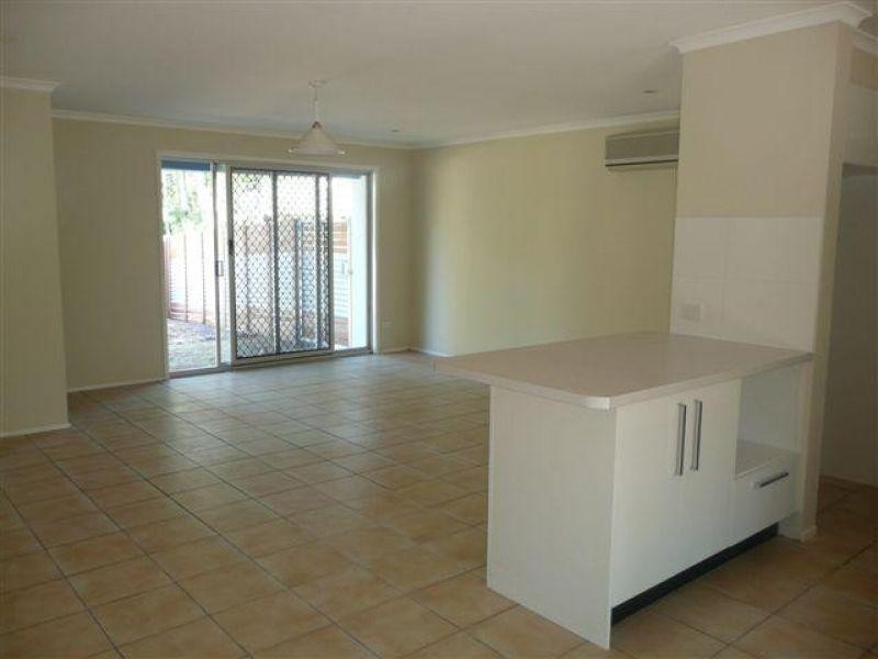 16 Creek Road, Noosaville QLD 4566