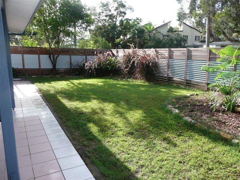 16 Creek Road, Noosaville QLD 4566