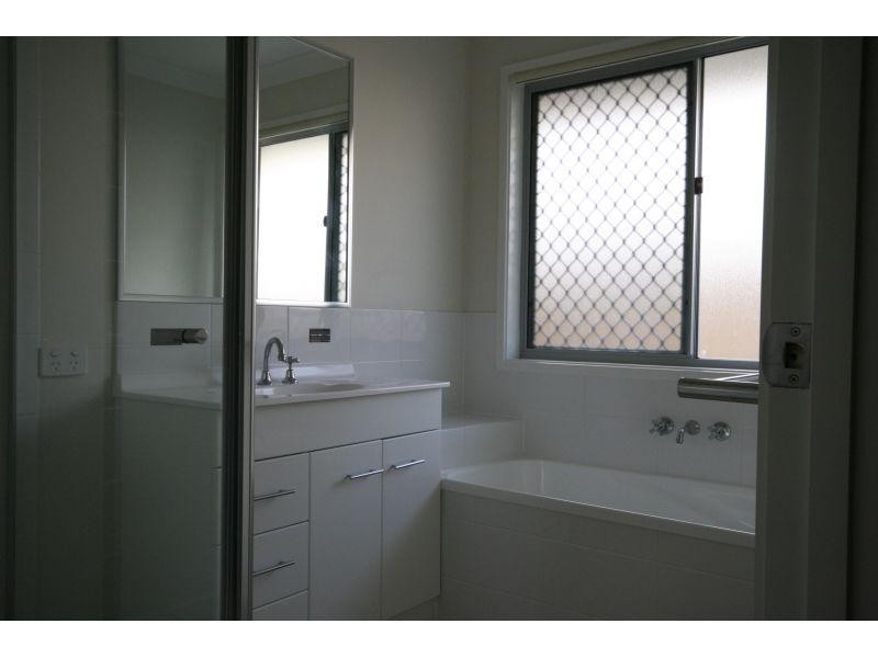 14 St Andrews Crescent, Gympie QLD 4570