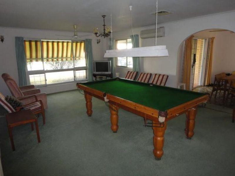 36  Creek Road, Noosaville QLD 4566