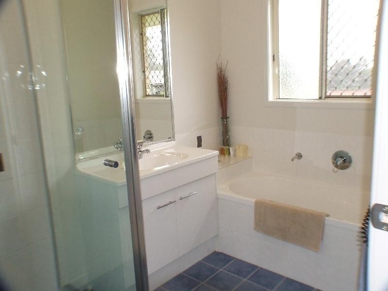 52  Gympie View Drive, Southside QLD 4570