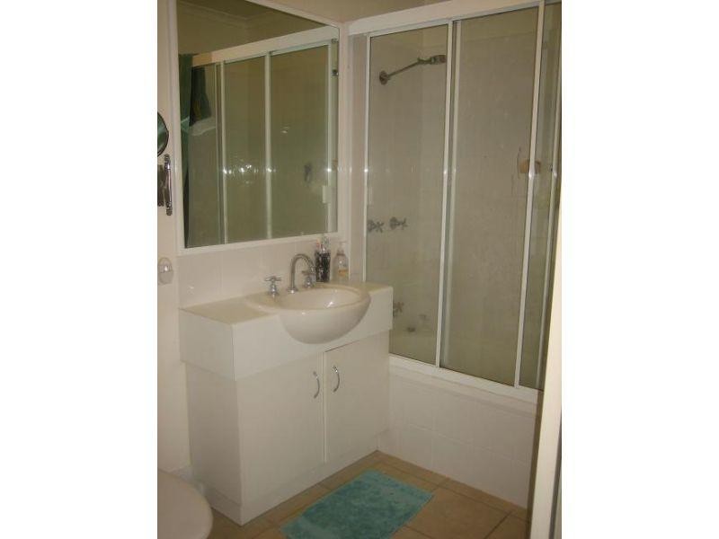 4/86 Southern Cross Parade, Sunrise Beach QLD 4567