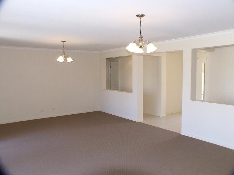 76  Gympie View Drive, Southside QLD 4570