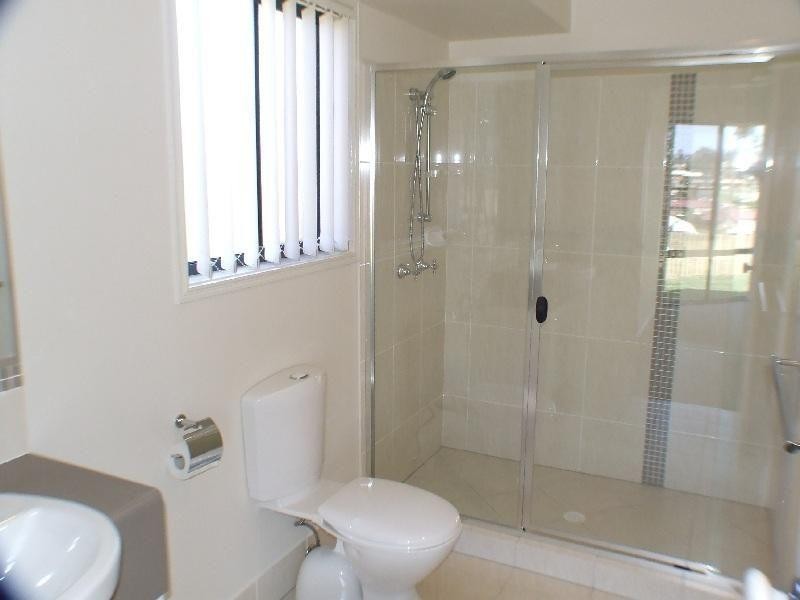 76  Gympie View Drive, Southside QLD 4570