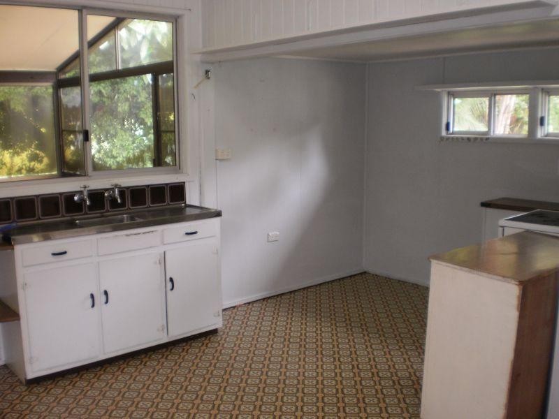 189 Webster Road, Goomboorian QLD 4570