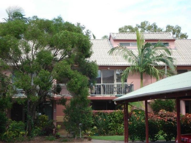 120/24 Lake Weyba Drive, Noosaville QLD 4566