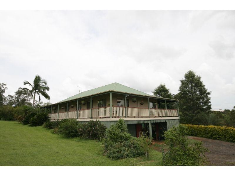 92 Robert Road, Chatsworth QLD 4570