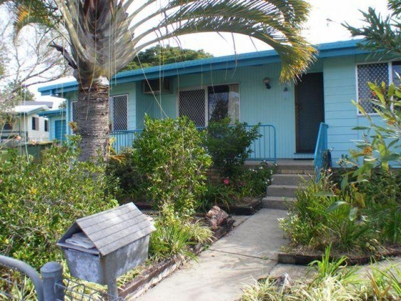 4 Gebbutt Street, Southside QLD 4570