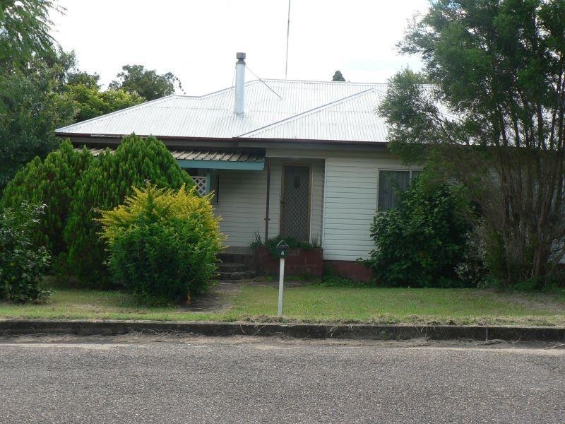 4 Iron Street, Gympie QLD 4570