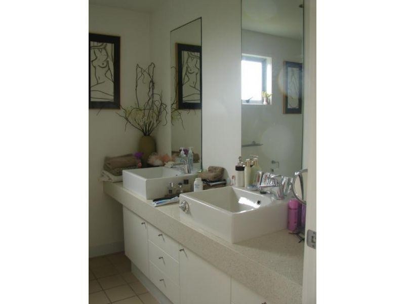 11 Boardwalk Boulevard, Mount Coolum QLD 4573