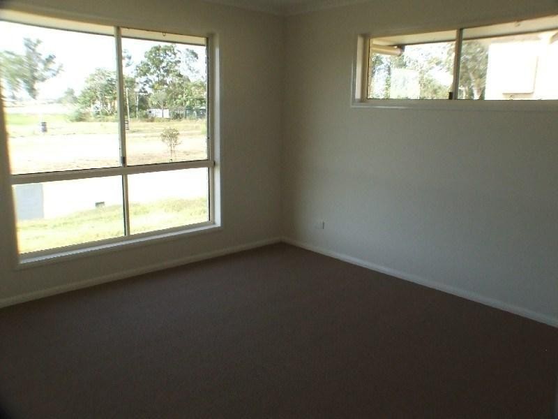 38 McPhail Street, Southside QLD 4570