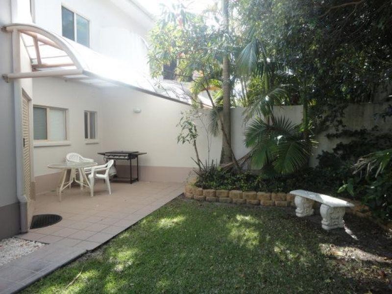 2/24 Sunseeker Close, Noosaville QLD 4566