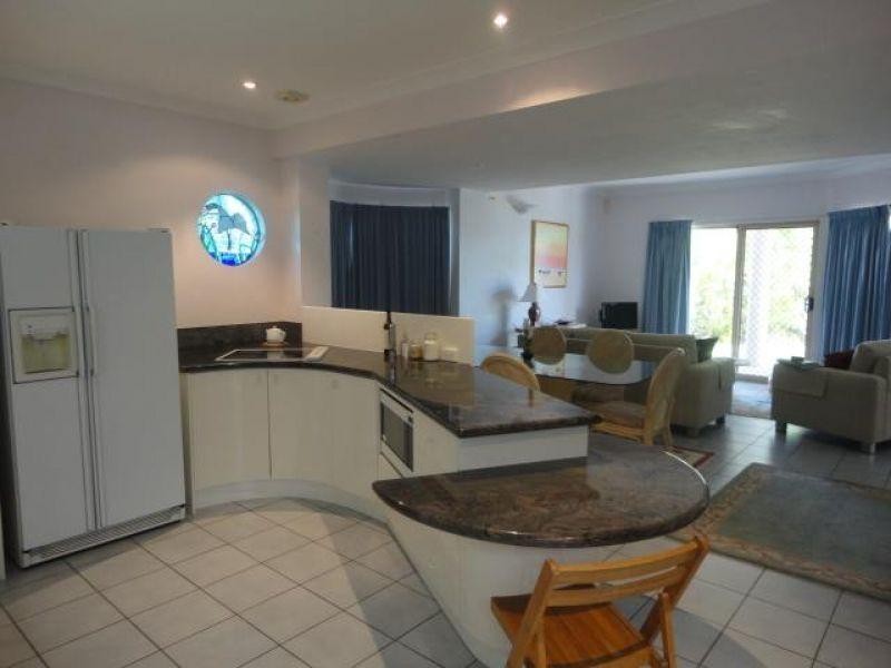2/24 Sunseeker Close, Noosaville QLD 4566
