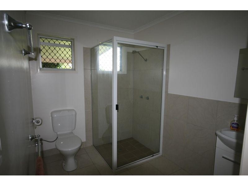 4 Cox Road, Southside QLD 4570