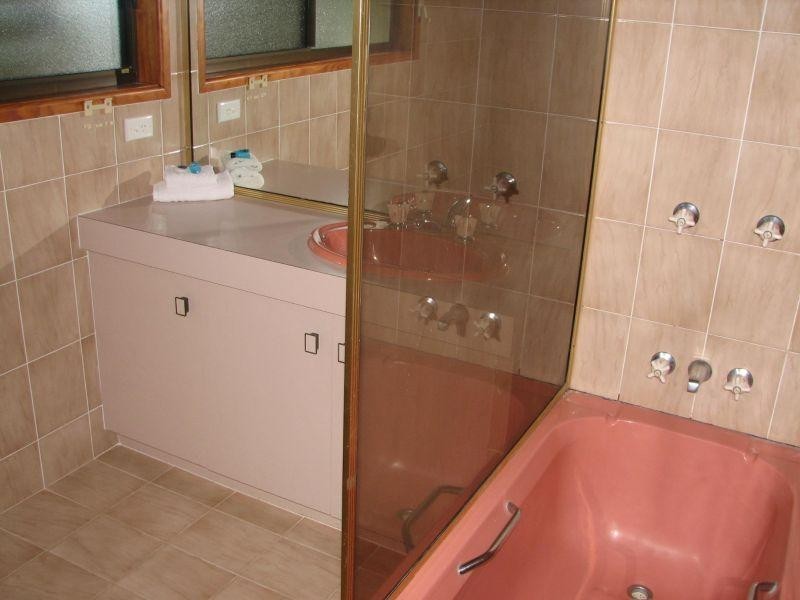 15 Wyuna Drive, Noosa Heads QLD 4567