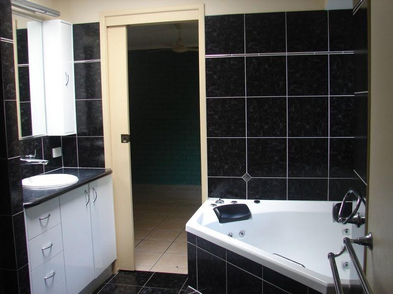 172 Grandview Drive, Yaroomba QLD 4573