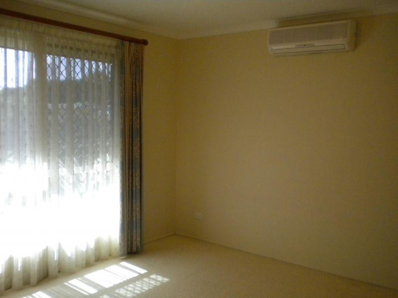 16 McPhail Street, Southside QLD 4570