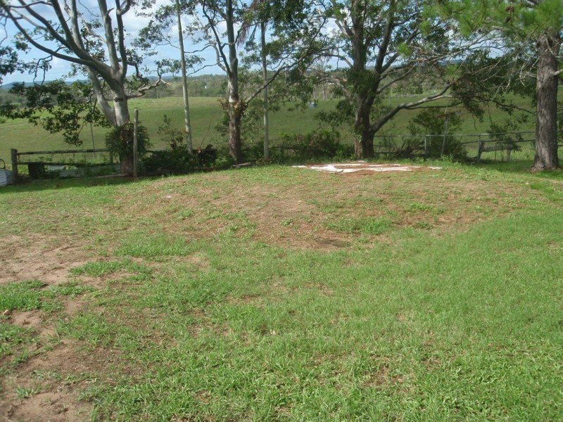 62 Noosa Rd, Monkland QLD 4570