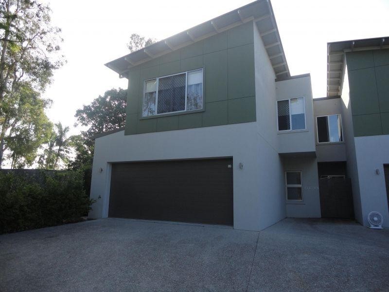 2/11 Lake Weyba Drive, Noosaville QLD 4566