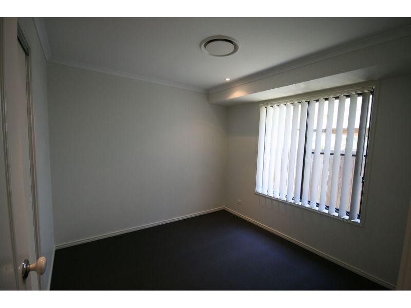 62 Bushland Dr, Southside QLD 4570