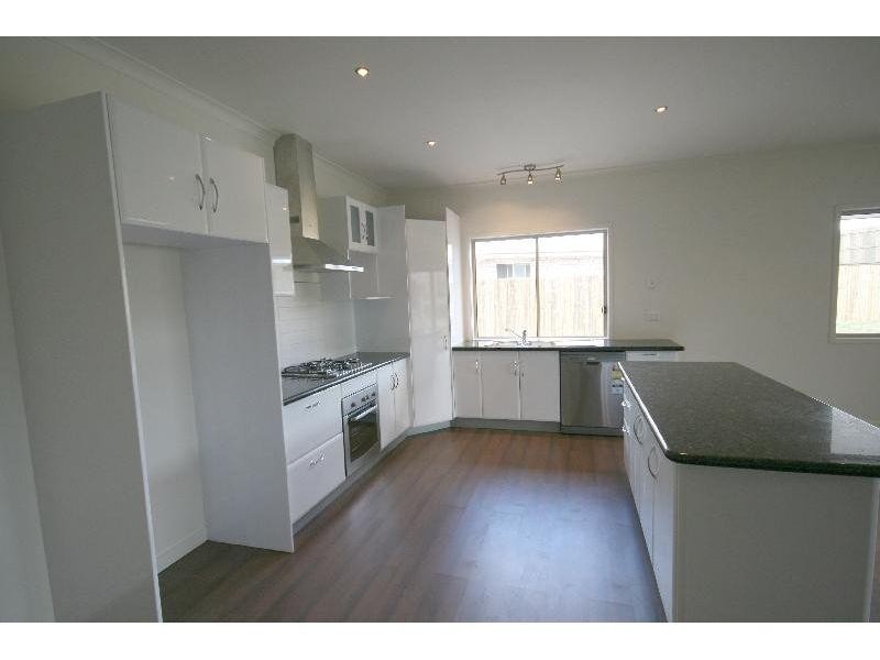 25 Hilltop Ave, Southside QLD 4570