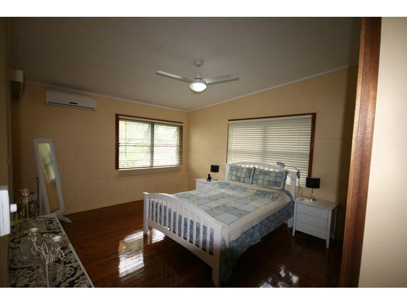 19 Gavin Way, Long Flat QLD 4570