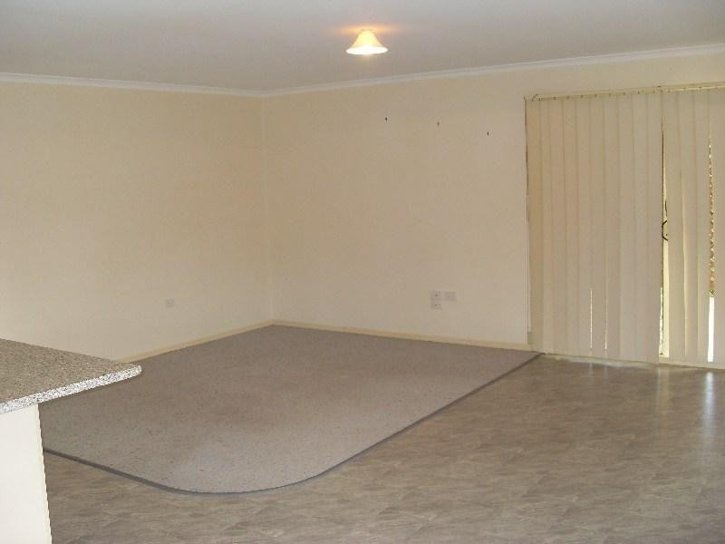 17 James Kidd Dive, Monkland QLD 4570