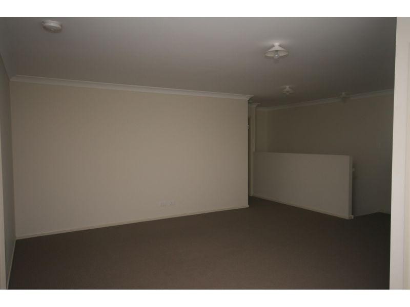 14 Vista Close, Southside QLD 4570