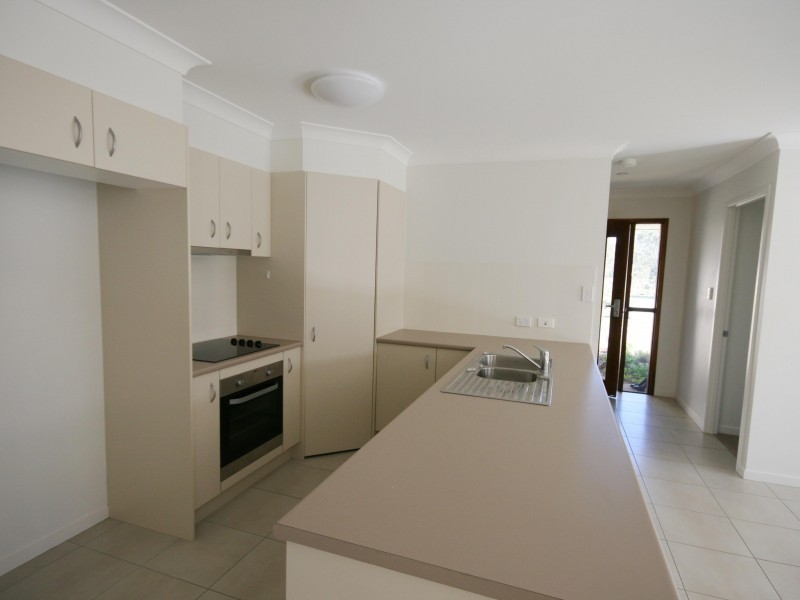 23 Presidential Avenue, Jones Hill QLD 4570