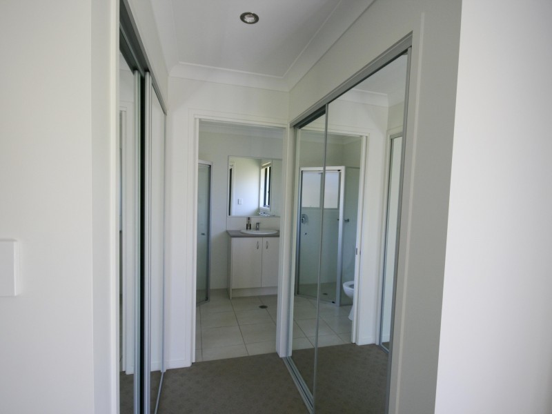 23 Presidential Avenue, Jones Hill QLD 4570