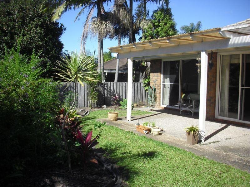 2/5 Power Court, Mount Coolum QLD 4573