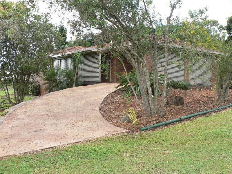 5 Cox Road, Southside QLD 4570
