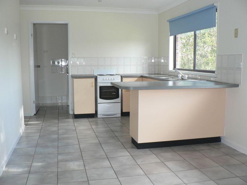 5 Cox Road, Southside QLD 4570