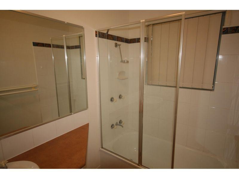 3/5 Advance Place, Sunrise Beach QLD 4567