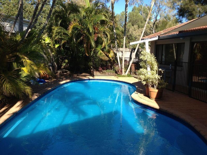 20 Wyuna Dr, Noosaville QLD 4566