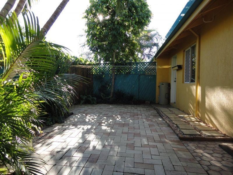 1/9  Culgoa, Sunshine Beach QLD 4567