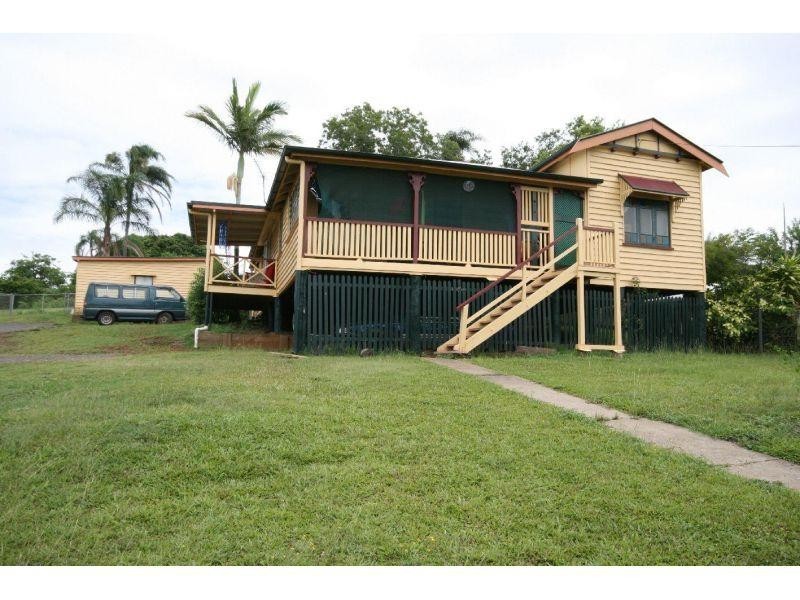 15 Crescent Rd, Gympie QLD 4570