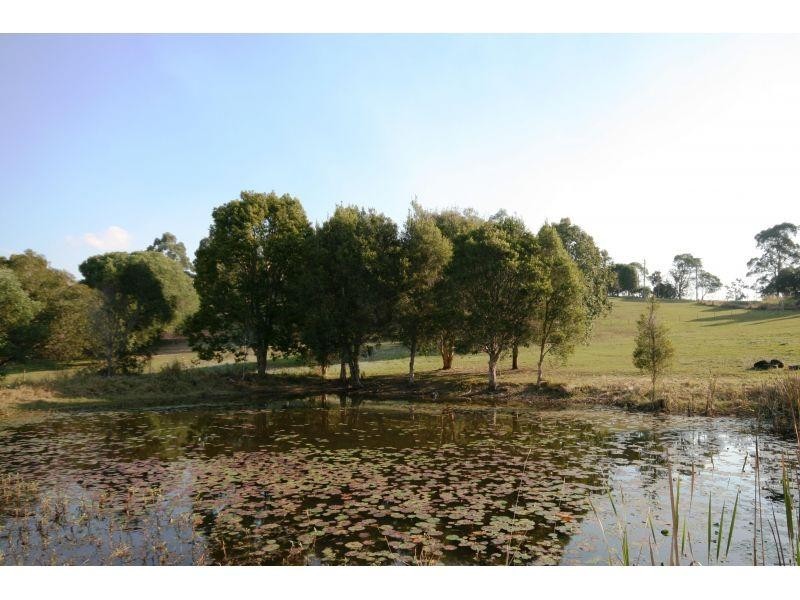 20 Hillview Rd, Cedar Pocket QLD 4570