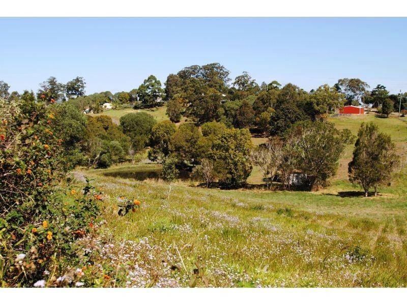 20 Hillview Rd, Cedar Pocket QLD 4570