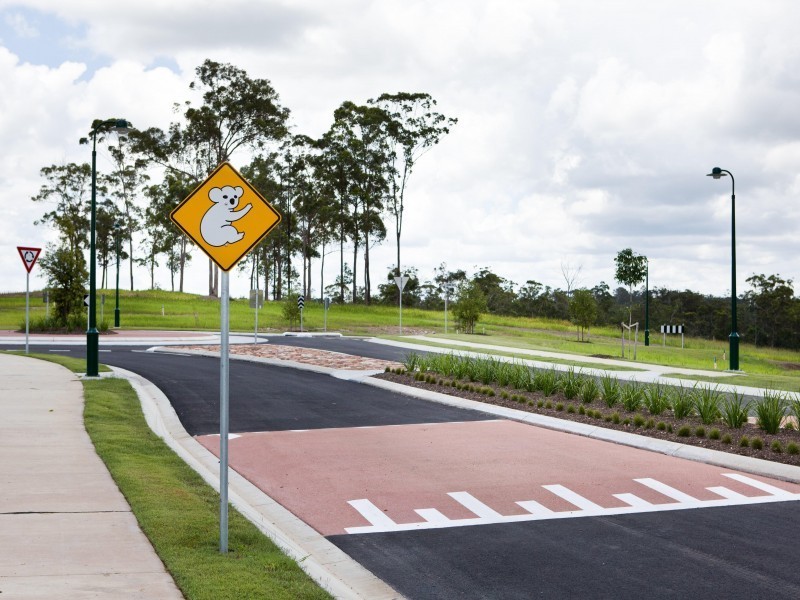 Woodland Dr, Southside QLD 4570