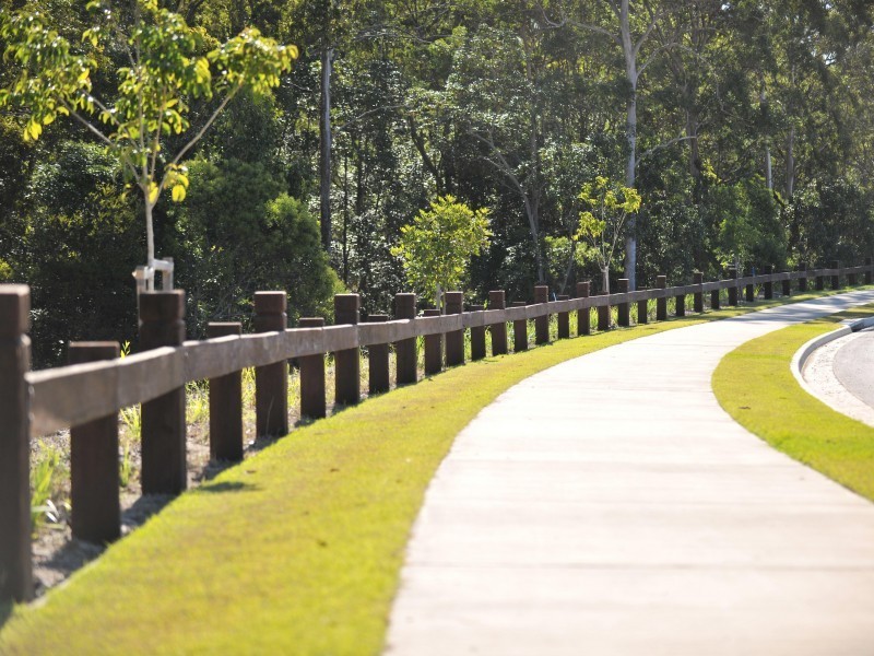 Woodland Dr, Southside QLD 4570