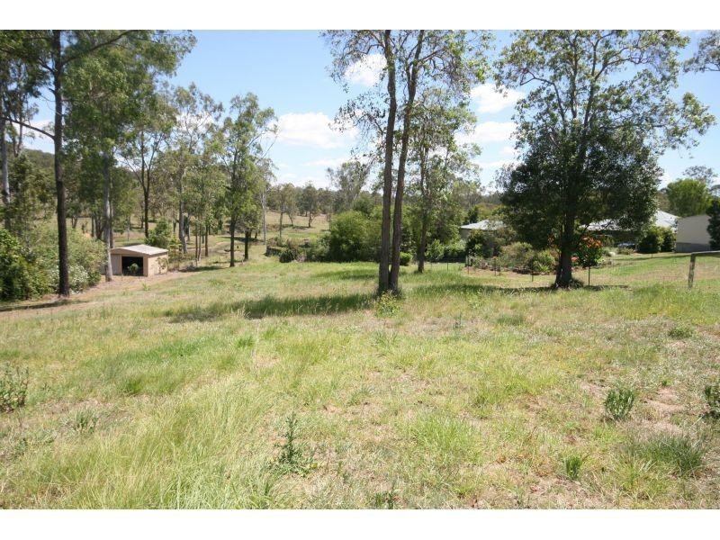 6 Oxford Ct, Southside QLD 4570