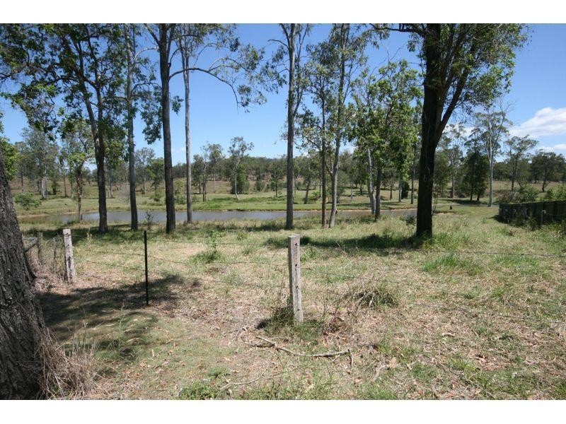 6 Oxford Ct, Southside QLD 4570