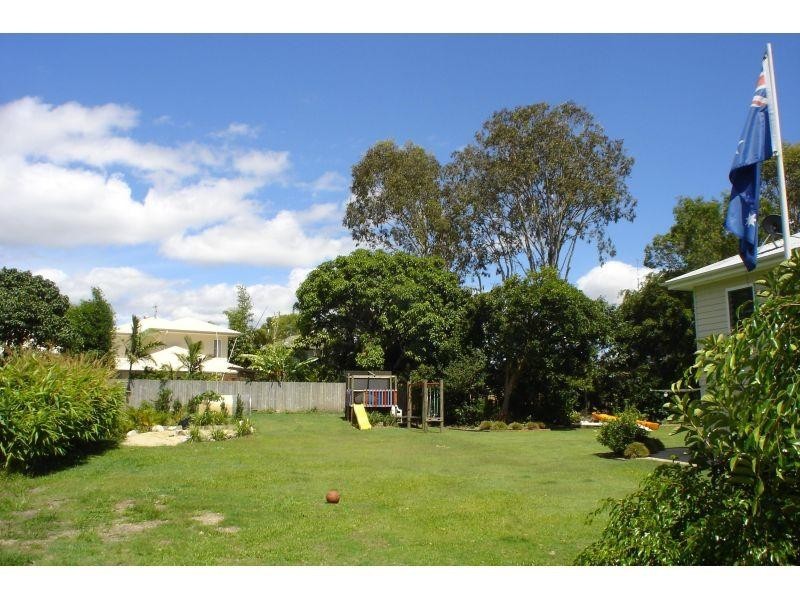 19 Cloudsley, Noosaville QLD 4566