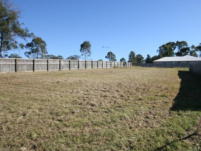 2 Ridgeview Dr, Gympie QLD 4570