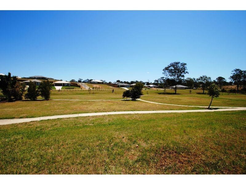 25 Presidential Avenue, Jones Hill QLD 4570