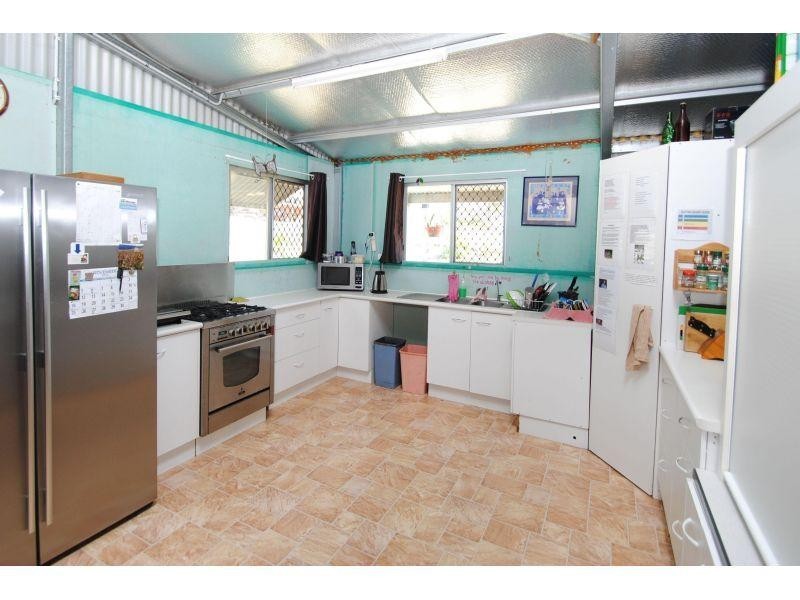 18 Karibu Lane, Araluen QLD 4570